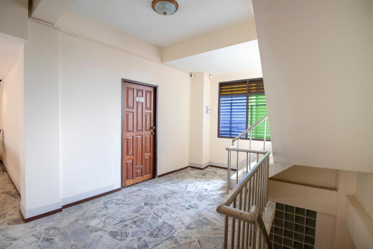 צ'נטאבורי Oyo 671 Laluna River House מראה חיצוני תמונה